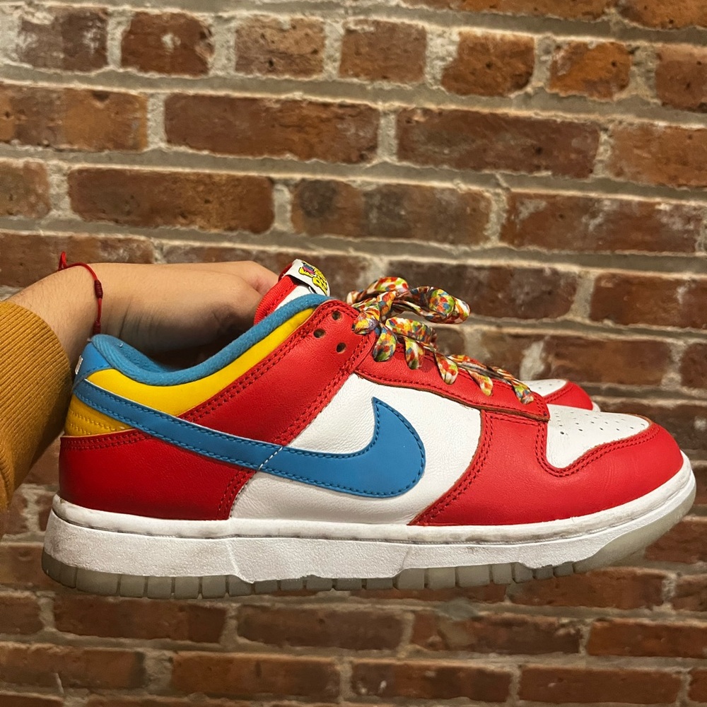 Dunks fruity pebbles X lebron James